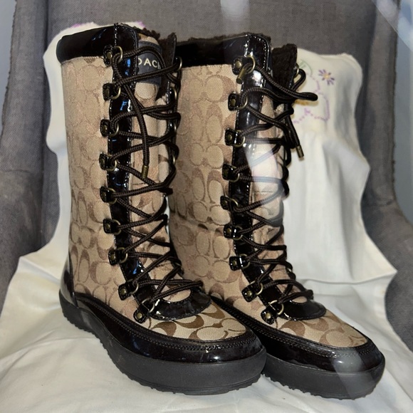 Coach Boots Worn Once 8.5 M - Picture 1 of 5